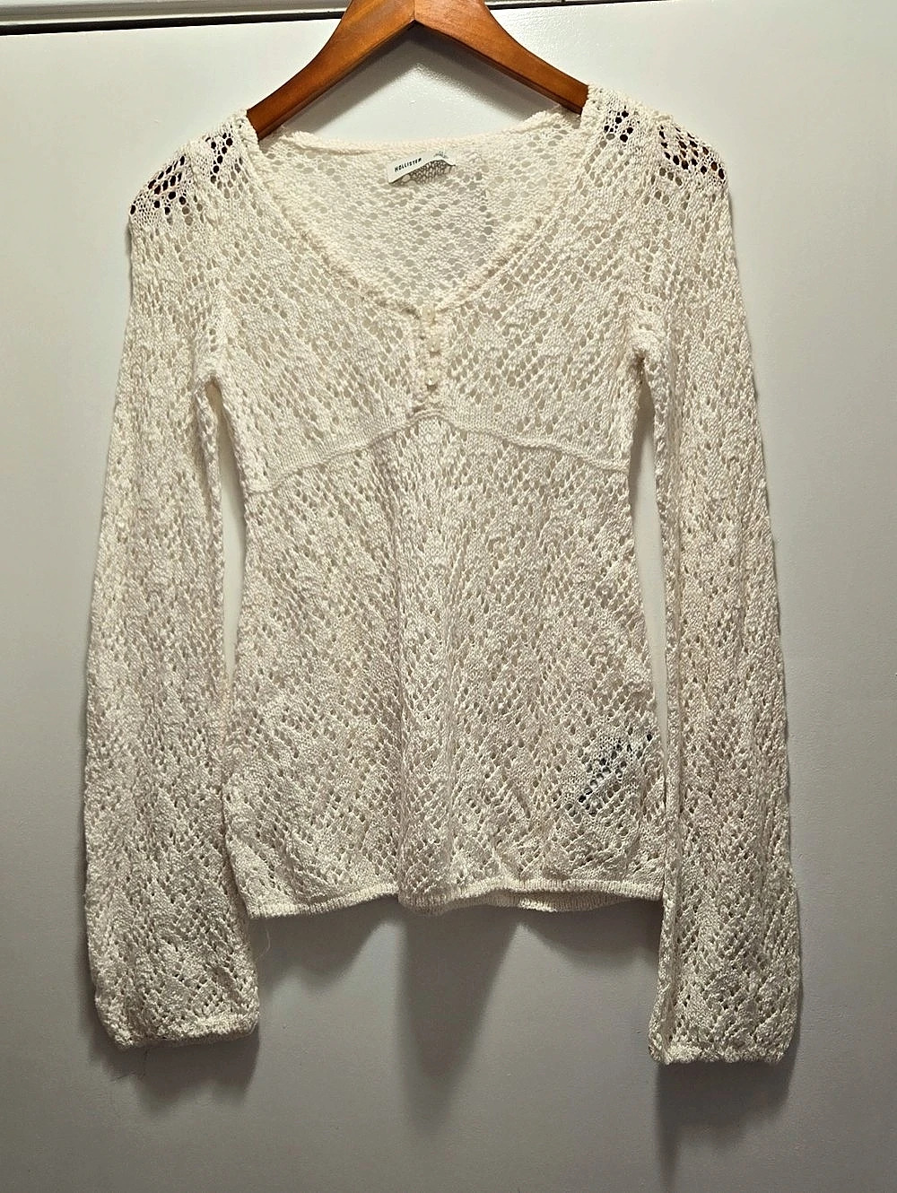 Hollister Open Front Cream V Neck Sweater XS NWT